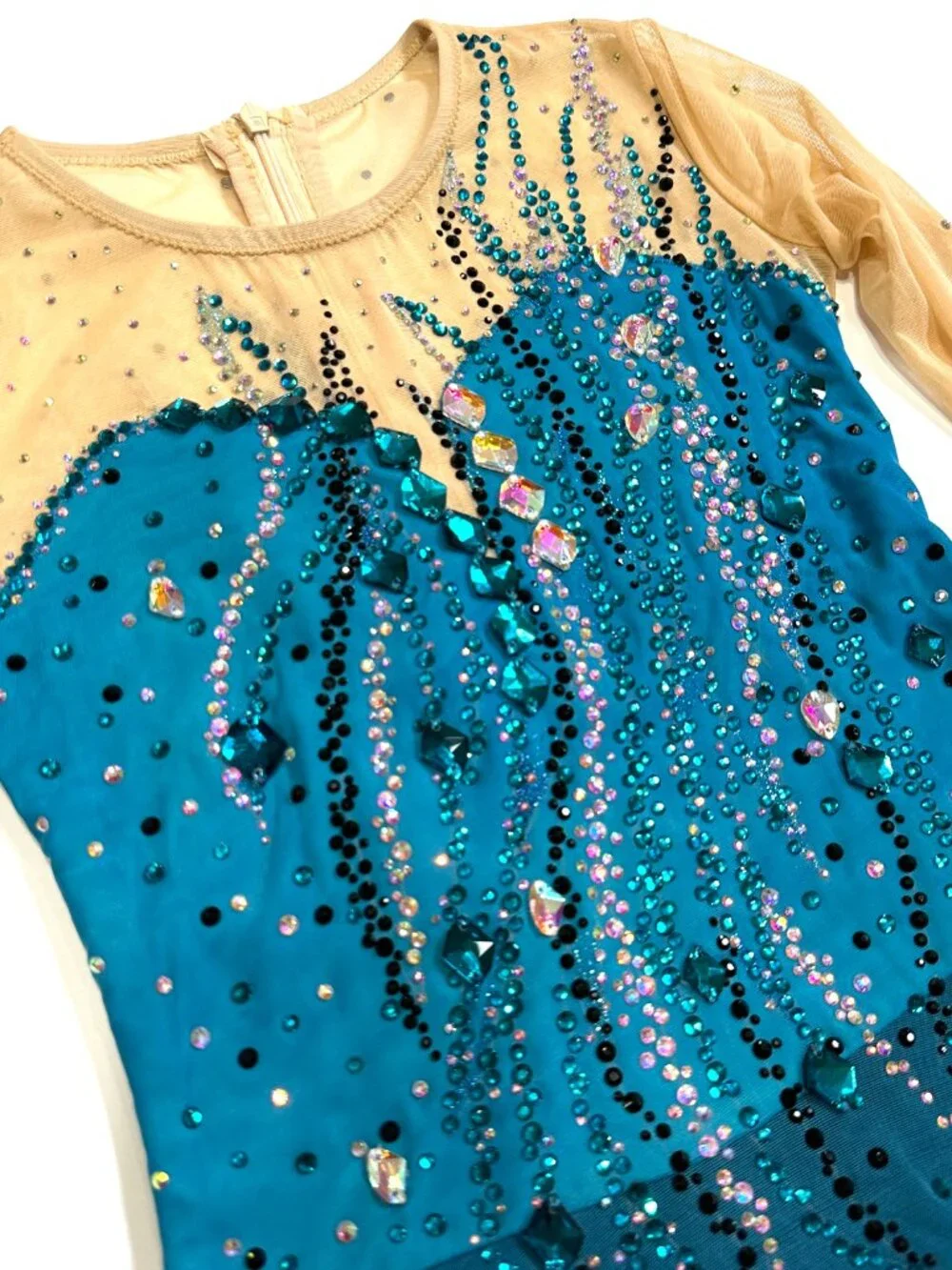 New Deep green Crystal Figure Skating Dress Girl 10 (6~8T)